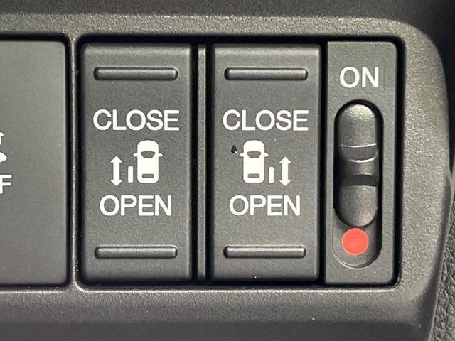 �y�����p���[�X���C�h�h�A�z�X�}�[�g�L�[��^�]�Ȃ̃X�C�b�`�Ō�ȗ����X���C�h�h�A�̊J���\���d��������͂����ăh�A���J����K�v�������A�����Ȃ��q�l�ł��ȒP�ɊJ���߂ł����K�ł���