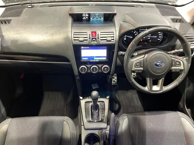 フォレスター2.0 Sリミテッド 4WD