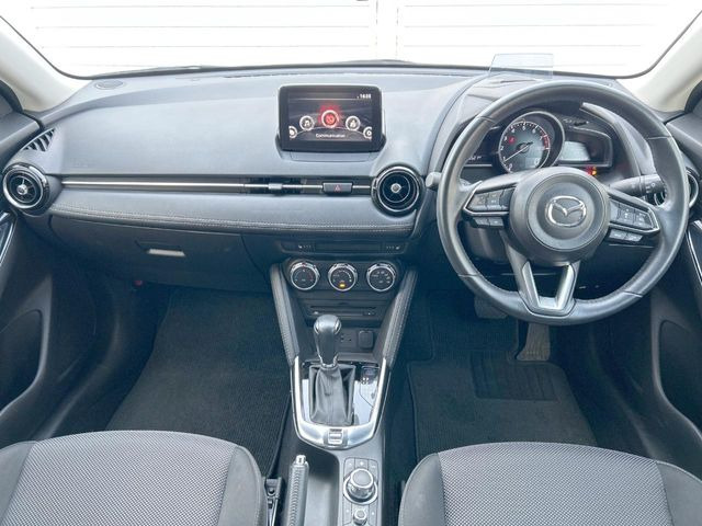 デミオ1.3 13S ツーリング