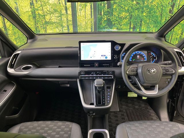 ヴォクシー1.8 ハイブリッド S-Z