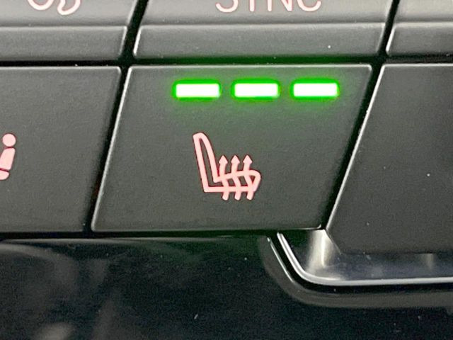 ���t�����g�V�[�g�q�[�e�B���O:�^�]�ȁE����ȋ��ɎO�i�K�Œ��߂��\�ȃV�[�g�q�[�^�[�𑕔����Ă���܂��B�G�߂��킸���K�ɂ��g�p���������܂��B