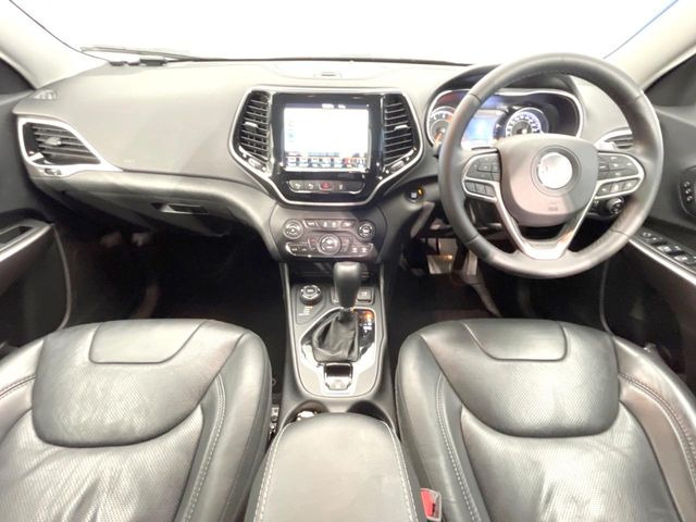 輸入車グループ総在庫数約2,000台!全国の系列店からメーカー・車種問わずご紹介出来るので、あなたにピッタリのお車が見つかるはずです♪まずはお問い合わせ下さい☆