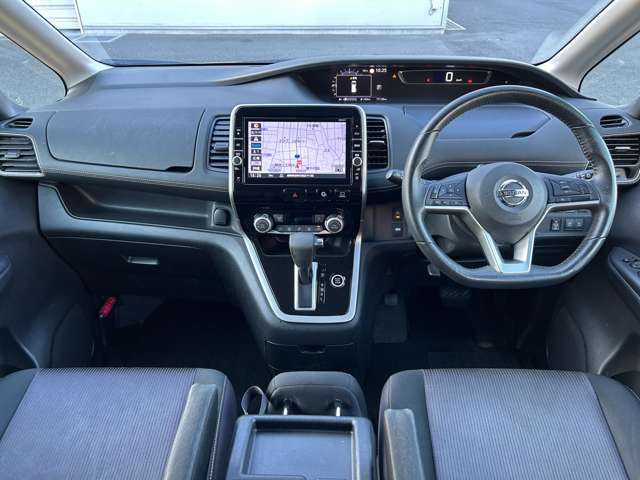 セレナ2.0 ハイウェイスター VセレクションII