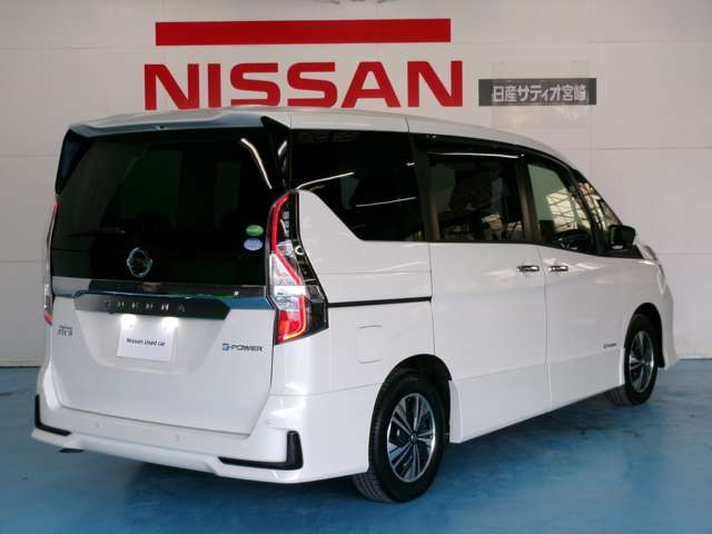 セレナ1.2 e-POWER ハイウェイスターV