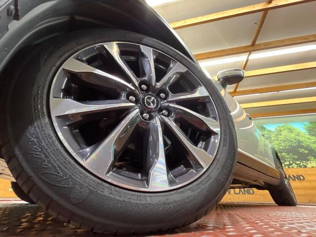 �y����18�C���`�A���~�z�C�[���z�O�ςɃ}�b�`���������A���~�z�C�[���𑕒����Ă���܂��B�e��ЊO�A���~�z�C�[����A�X�^�b�h���X�^�C�����戵�����Ă���܂��B���񂲑��k����������