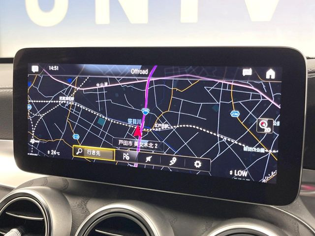 �������i�r:��̊��̂���i�r�́A����������ԓ������o���Ă���܂��B�I�[�f�B�I�@�\���[�����Ă���܂��̂ŁA�^�]�����y���߂܂���