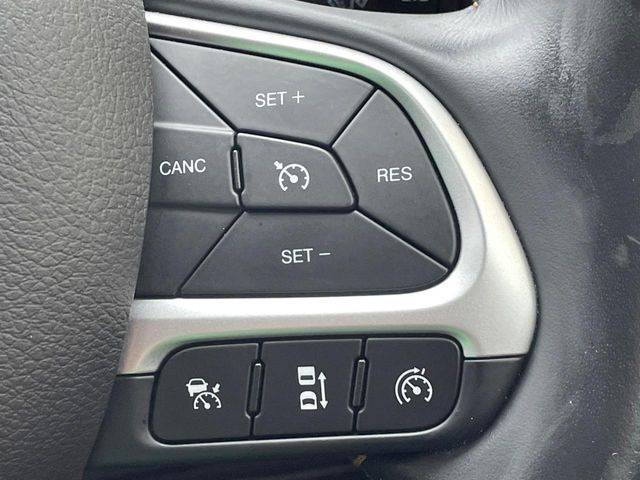 �����[�_�[�N���[�Y�R���g���[��:�O�̎ԂƂ̎Ԋԋ��������ɂƂ�A��葬�x�Ŏ������s���Ă���鎟����̃N���[�Y�R���g���[��!��ɍ������H�⎩���Ԑ�p���H�Ŏg�p����֗��ȋ@�\�ł�!