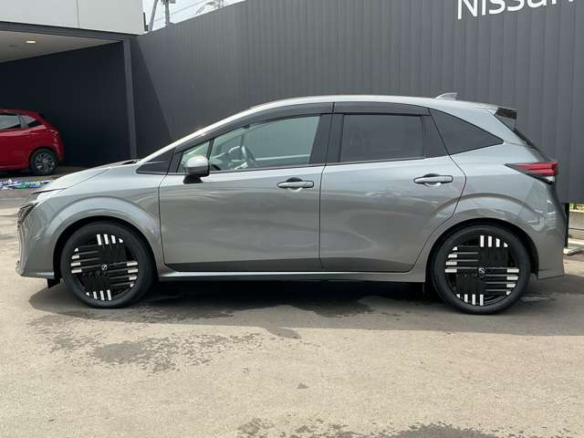 ノートオーラ1.2 G FOUR 4WD