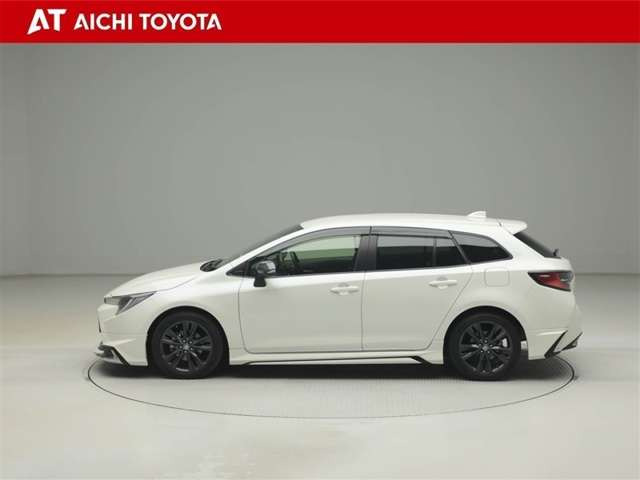 カローラツーリング1.8 ハイブリッド W×B