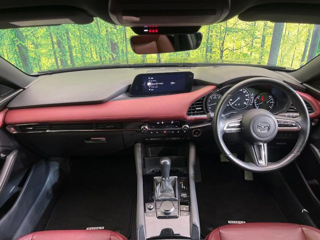 MAZDA3ファストバック2.0 X バーガンディ セレクション