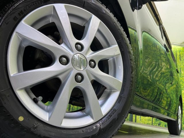 �y����14�C���`�A���~�z�C�[���z�O�ςɃ}�b�`���������A���~�z�C�[���𑕒����Ă���܂��B�e��ЊO�A���~�z�C�[����A�X�^�b�h���X�^�C�����戵�����Ă���܂��B���񂲑��k����������