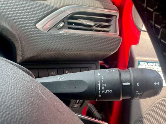 お客様の安心を第一に考え、当社にて24時間ロードサービスを行っております。