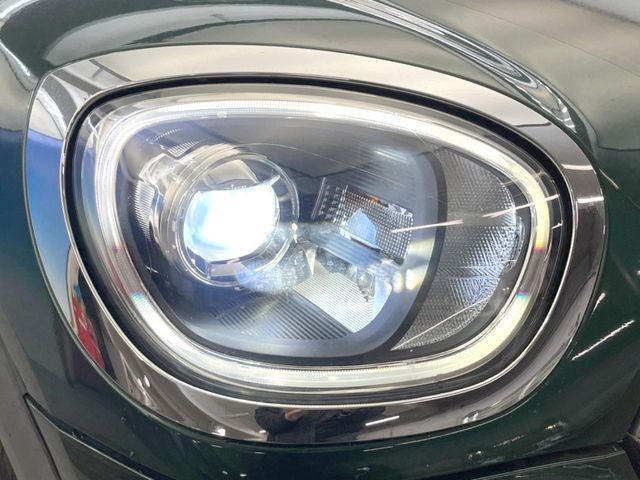 ��LED�w�b�h���C�g:��ԑ��s�����ǍD�Ȏ��E���m�ۂ����S���ĉ^�]�ł��鍂�P�xLED�w�b�h���C�g�𑕔�!�_�����x�������A����d�͂��}�����Ă��܂��B