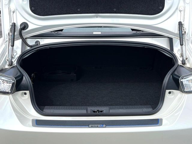 よりクリーンな状態をキープしたいお客様には『ナノゾーンコート』がおすすめ!コロナウイルス対策や、除菌・消臭に効果を発揮し多くの方にご好評いただいております。