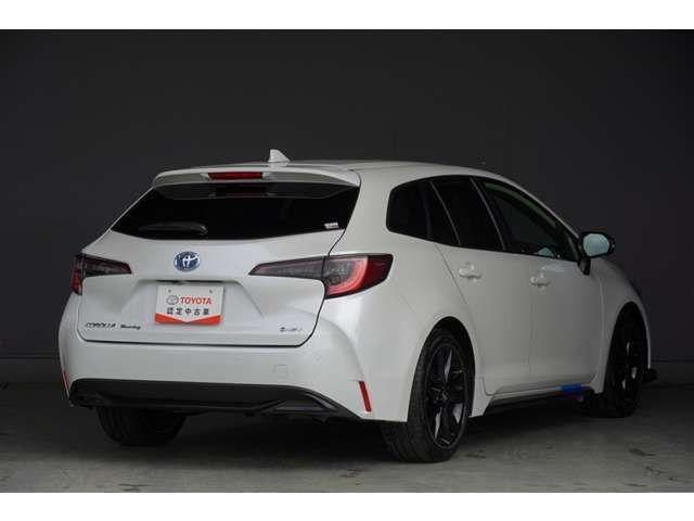 カローラツーリング1.8 ハイブリッド アクティブ スポーツ