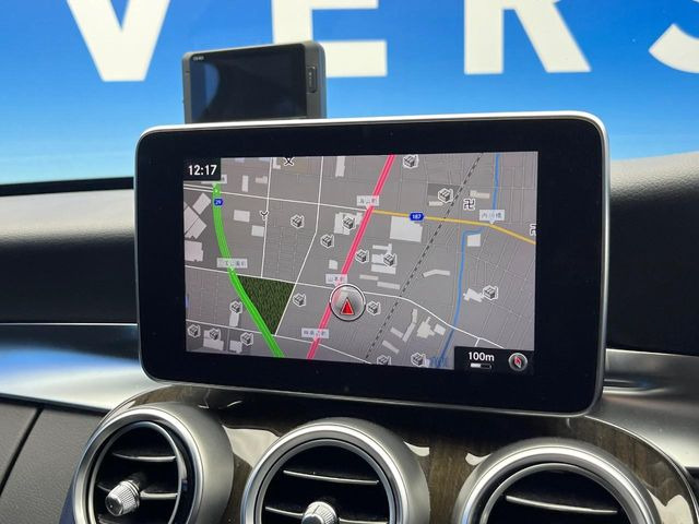 �������i�r:��̊��̂���i�r�́A����������ԓ������o���Ă���܂��B�I�[�f�B�I�@�\���[�����Ă���܂��̂ŁA�^�]�����y���߂܂���