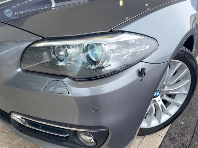 ��HID�w�b�h���C�g:���邭�O�����Ƃ炵�Ă����̂ŁA���V����Ԃ̑��s�������E�ǍD�ň��S���Ă���肢�������܂��B