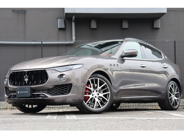 レヴァンテS 4WD