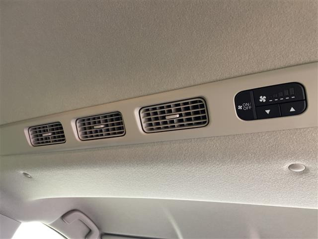 フリード1.5 e:HEV クロスター 4WD