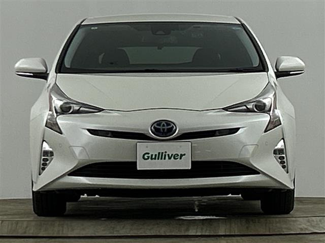 プリウス1.8 S セーフティ プラス