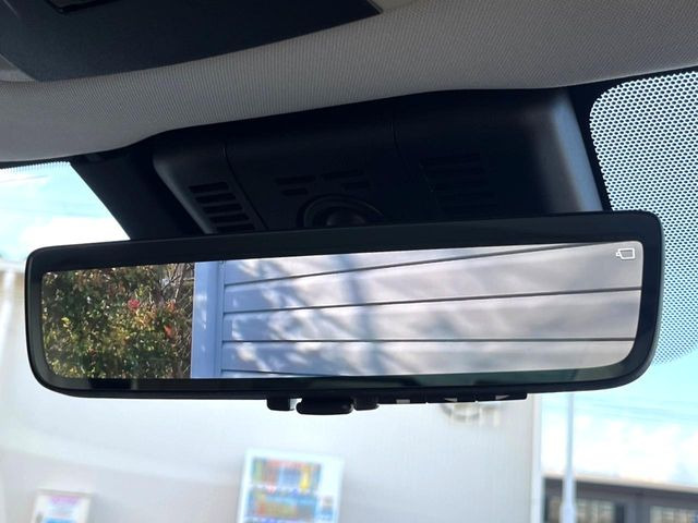 �y�f�W�^���C���i�[�~���[�z��Ȃ̑傫�ȉו��⓯��҂Ō�����m�F���Â炢���ł����S!�J�������B�e�����ԗ�����̉f�������[���~���[���ɕ\���B�N���A�Ȏ��E�ŏ󋵂̊m�F���\�ł�!