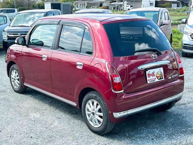 当店では軽自動車から普通車まで幅広くオールメーカーの車種・色・グレードを豊富に揃えております。