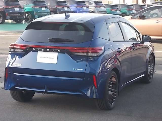 ノートオーラ1.2 G 90周年記念車