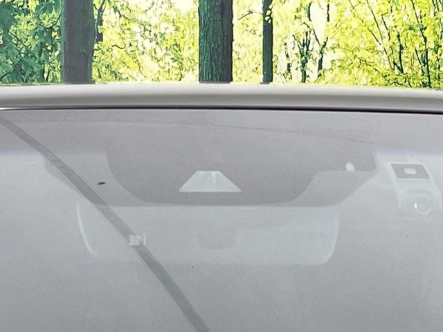 �y�g���^�Z�[�t�e�B�Z���X�z���s���ɑO���̎ԗ�����F�����A�Փ˂������Ȏ��͌x��ƃu���[�L�ŏՓˉ���Ɣ�Q�y�����A�V�X�g�B�����S�Ƀh���C�u�����y���݂��������܂��B