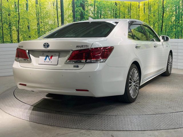 ☆全国のネクステージからお取り寄せが可能※!遠方の店舗に展示してあるクルマが気になる場合も、最寄りの店舗でご覧いただくことが可能です!是非私たちに要望をお聞かせください!※別途費用