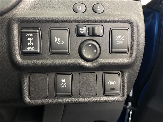 ノート1.2 e-POWER X FOUR ブラックアロー 4WD