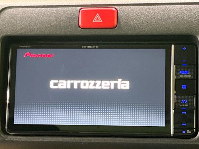 �y�i�r�Q�[�V�����z�g���₷���i�r�ŖړI�n�܂ł�������ē����Ă���܂��B�e��I�[�f�B�I�Đ��@�\���[�����Ă���A���Ԃ̉^�]������Ɋy�����Ȃ�܂�!!