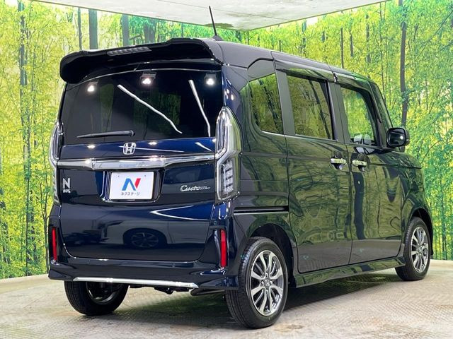 ☆全国のネクステージからお取り寄せが可能※!遠方の店舗に展示してあるクルマが気になる場合も、最寄りの店舗でご覧いただくことが可能です!是非私たちに要望をお聞かせください!※別途費用