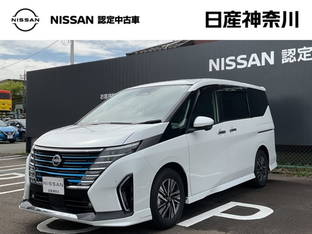 セレナ1.4 e-POWER ルキシオン