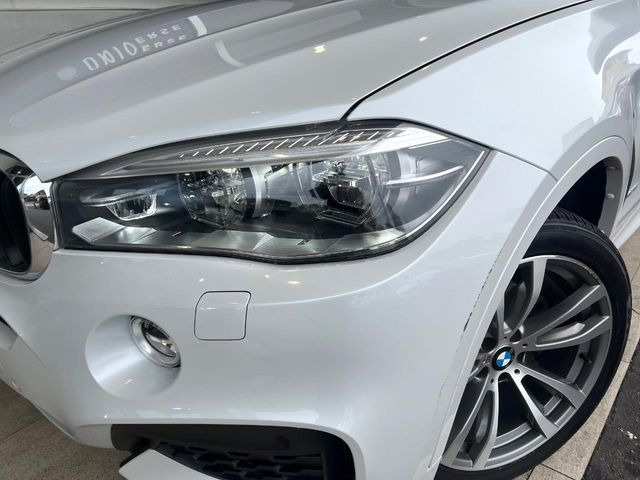 ●LEDヘッドライト:夜間走行時も良好な視界を確保し安心して運転できる高輝度LEDヘッドライトを装備!点灯速度が早く、消費電力も抑えられています。