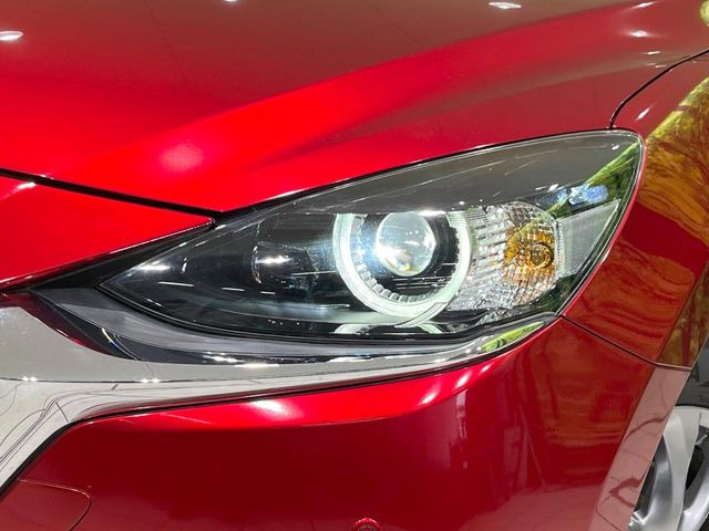 �yLED�w�b�h���C�g�z���V����ԑ��s�����ǍD�Ȏ��E���m�ۂ����S���ĉ^�]�ł��鍂�P�xLED�w�b�h���C�g�𑕔�!�_�����x�������A����d�͂��}�����Ă��܂��B