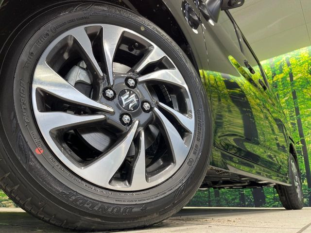 �y����15�C���`�A���~�z�C�[���z�O�ςɃ}�b�`���������A���~�z�C�[���𑕒����Ă���܂��B�e��ЊO�A���~�z�C�[����A�X�^�b�h���X�^�C�����戵�����Ă���܂��B���񂲑��k����������