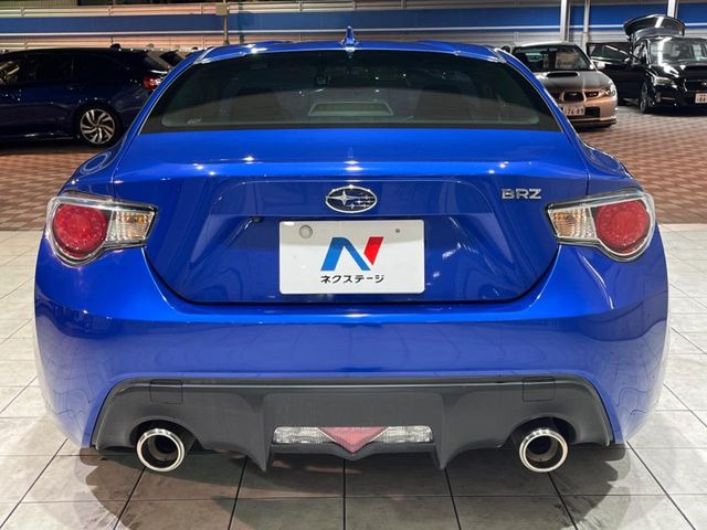 安心の最長10年・走行無制限保証(有償)をご用意。保証内容も充実はもちろん、無料点検&オイル交換や、年中無休の全国・24時間ロードサービスも付帯されておりますのでご安心下さい。