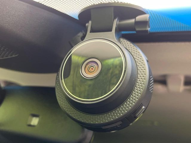 �y�h���C�u���R�[�_�[�z�h���C�u���R�[�_�[����!���s���͂������A������^�]�⎖�̂ɑ��������ہA�f���ŋL�^���A����̃��X�N�ɔ����܂��B���L�^�pSD�J�[�h�͂��q�l�����g�ł��������������K�v������܂��B