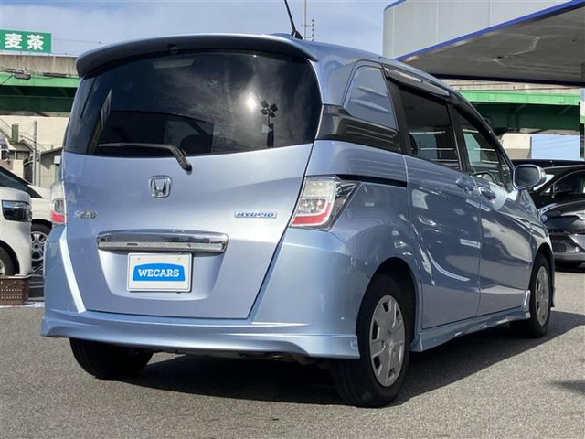 フリードスパイクハイブリッド1.5 ジャストセレクションプラス