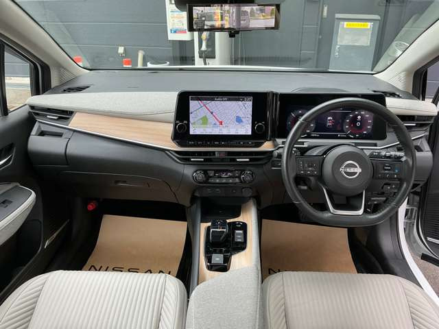 ノートオーラ1.2 G レザーエディション