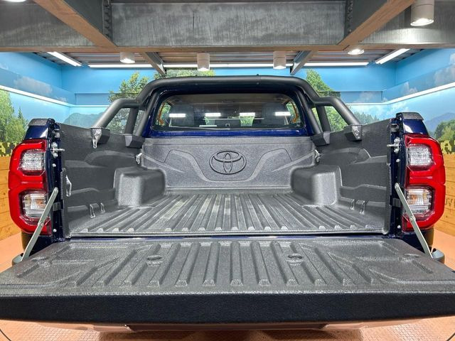 �ύڗ�500kg�̍L�X�Ƃ����f�b�L�́A�V�т���d���܂ő��p�r�Ɏg���܂��B�x�b�h���C�i�[��g�m�J�o�[�̎��t���������k��������