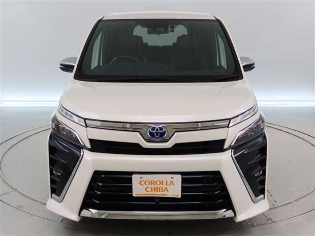 ヴォクシー1.8 ハイブリッド ZS 煌III