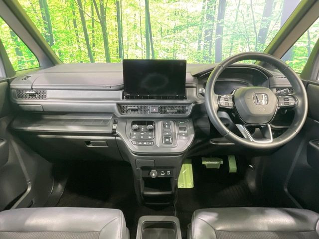 ステップワゴン2.0 e:HEV スパーダ