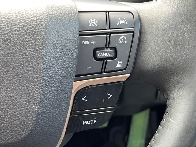 �y�g���^�Z�[�t�e�B�Z���X�z���s���ɑO���̎ԗ�����F�����A�Փ˂������Ȏ��͌x��ƃu���[�L�ŏՓˉ���Ɣ�Q�y�����A�V�X�g�B�����S�Ƀh���C�u�����y���݂��������܂��B