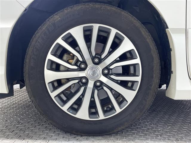 セレナ2.0 ハイウェイスター S-HYBRID