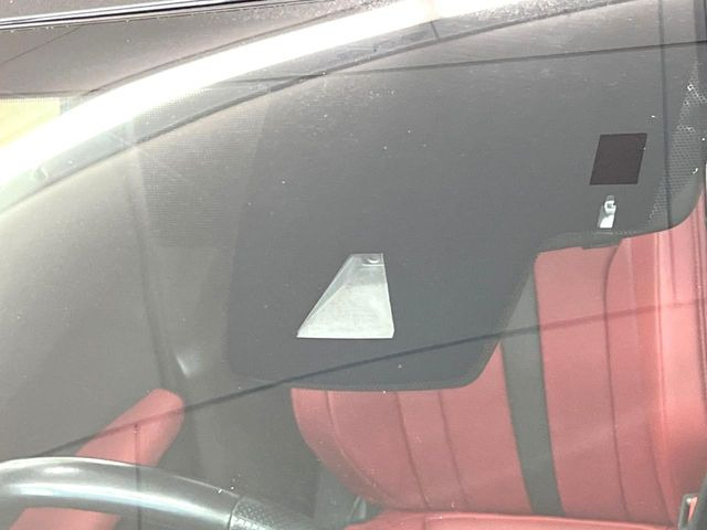 �y�v���N���b�V���Z�[�t�e�B�z�O���̎ԗ��������m���A�Փ˂������Ȏ��͌x��Œ��ӂ𑣂��A�u���[�L�𓥂ޗ͂��T�|�[�g�B�u���[�L�𓥂߂Ȃ������ꍇ�͏Փ˔�Q�y���u���[�L���쓮�A�Փˉ�����T�|�[�g���܂��B