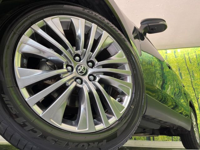 �y����19�C���`�A���~�z�C�[���z�O�ςɃ}�b�`���������A���~�z�C�[���𑕒����Ă���܂��B�e��ЊO�A���~�z�C�[����A�X�^�b�h���X�^�C�����戵�����Ă���܂��B���񂲑��k����������