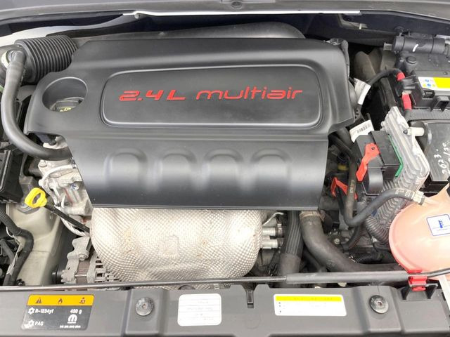 �����X�ł́A�e���[�J�[�̐�p�f�f�e�X�^�[�𓱓��B���Ǝ��i�����e�N�j�J���X�^�b�t���풓���Ă���܂��̂ŁA������̍ۂɂ����S���Ă����p���������܂��B