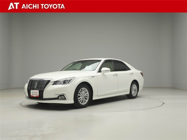 クラウンハイブリッド 2.5 ロイヤルサルーン