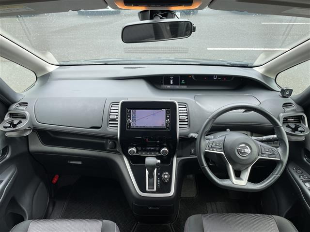 セレナ2.0 ハイウェイスター Vセレクション